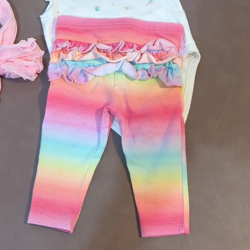 Lot of Baby Girl Outfits 9 pc 3 ea Onesie Bottoms Bows All matching sets 6-9 mo